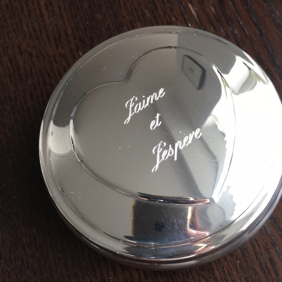 Laine et Lespere silver color pewter jewelry case - Picture 3 of 7